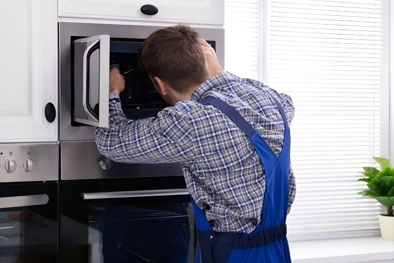 Buld-in Microwave Repair in Los Angeles